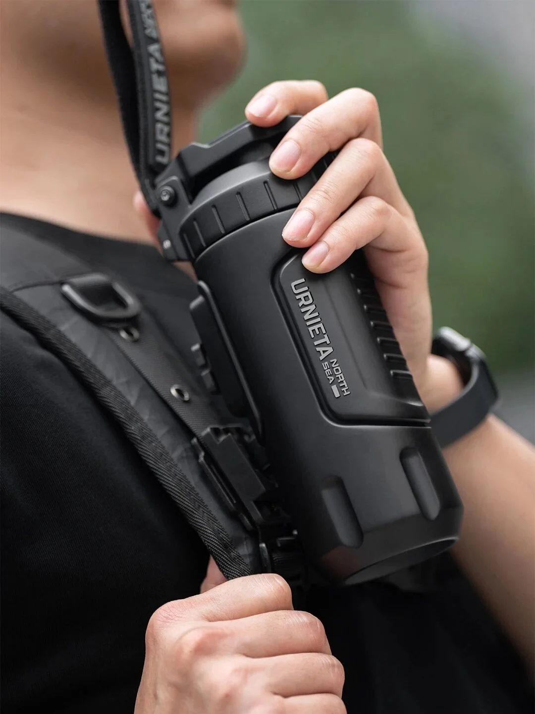 Sports Water Bottle 560 view 2